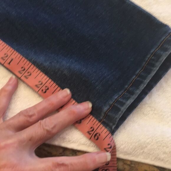 16W Rampage distressed skinny jeans medium blue Sophie midrise stretchy - Picture 8 of 9